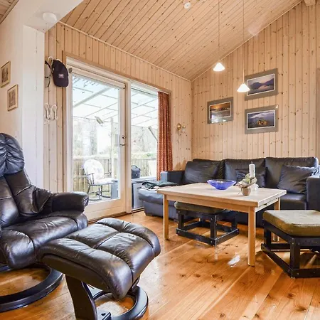 בית נופש With Fireplace I *